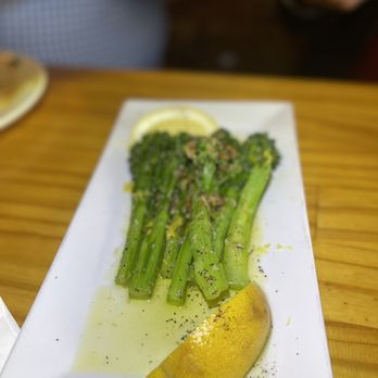 Urban Tomato - BROCCOLINI. So good - Pizza Near Me - Palisades Park, New Jersey