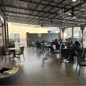 Grape Creek Vineyards - outdoor dining area - Wineries Near Me - Georgetown, Texas Grape Creek Vineyards - outdoor dining area - Wineries Near Me - Georgetown, Texas