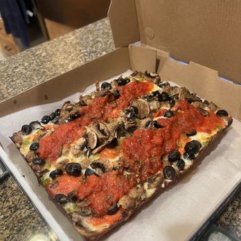 Parma’s Pizzeria - Pizza Near Me - Agoura Hills, California Parma’s Pizzeria - Pizza Near Me - Agoura Hills, California