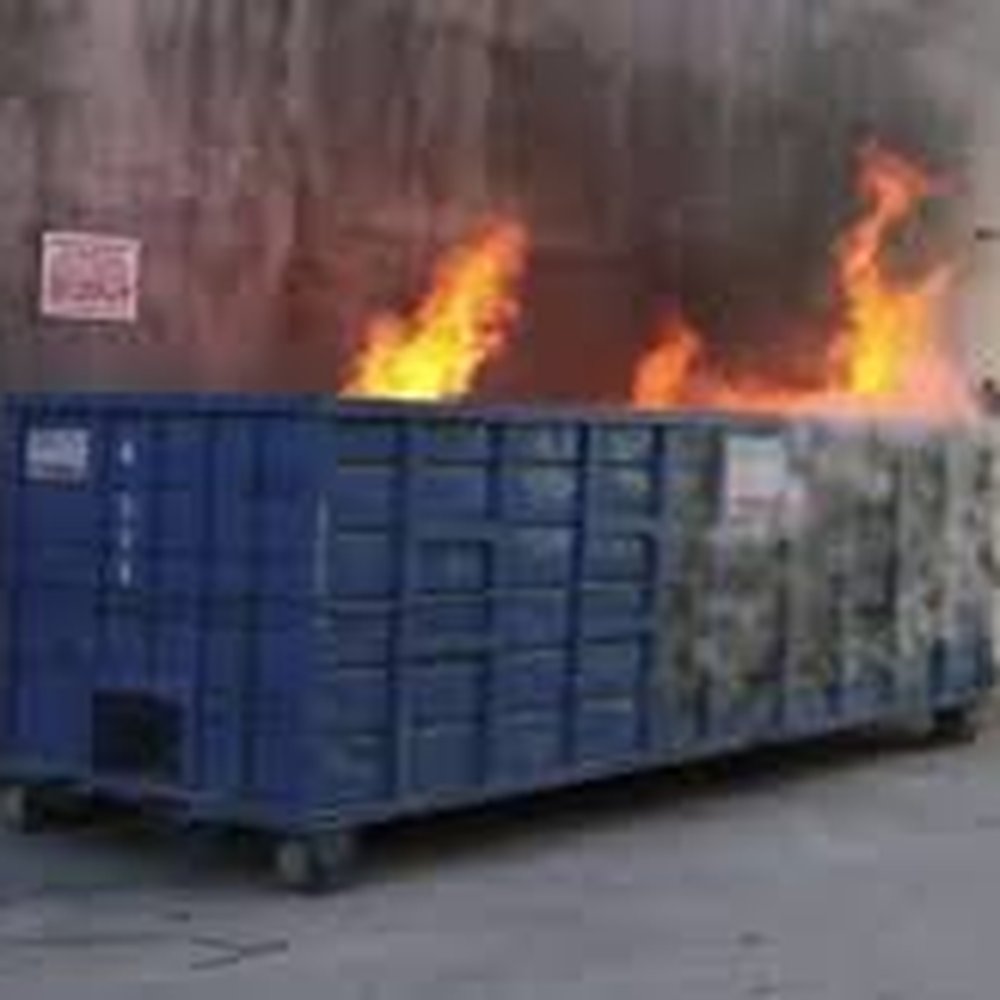 Walgreens - Walgreens Pharmacy is a dumpster fire-stay away. - Drugstores Near Me - Hamden, Connecticut