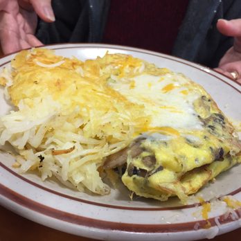 Waffle Barn - 02.11.17 Ham, mushroom and cheese omelette - Breakfast & Brunch Near Me - Roseville, California Waffle Barn - 02.11.17 Ham, mushroom and cheese omelette - Breakfast & Brunch Near Me - Roseville, California