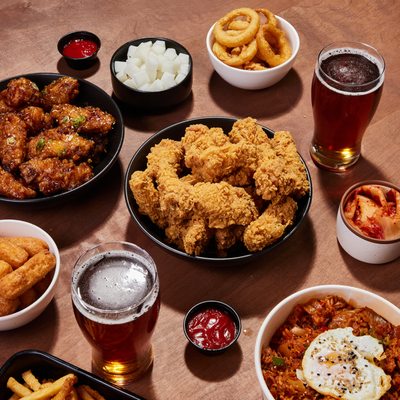 bb.q Chicken Astoria by null