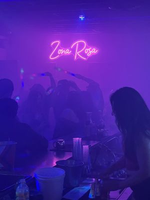 La Zona Rosa by null