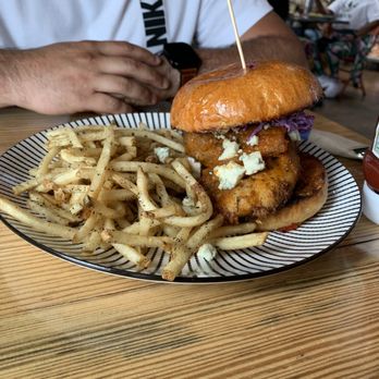 Blueprint Cafe Lounge - Spicy chicken sandwich - Cafes Near Me - Newark, New Jersey Blueprint Cafe Lounge - Spicy chicken sandwich - Cafes Near Me - Newark, New Jersey