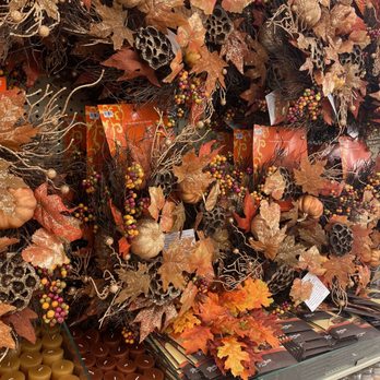 Hobby Lobby - Fabric Stores Near Me - Savannah, Georgia
