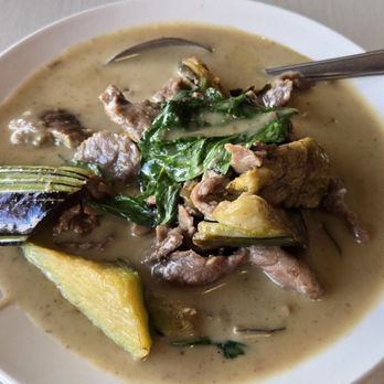 Thai Lao Restaurant - Green curry - Laotian Near Me - Pearl City, Hawaii Thai Lao Restaurant - Green curry - Laotian Near Me - Pearl City, Hawaii