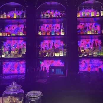 The Green Room - Love this bars decor!!! - Cocktail Bars Near Me - Ennis, Texas The Green Room - Love this bars decor!!! - Cocktail Bars Near Me - Ennis, Texas