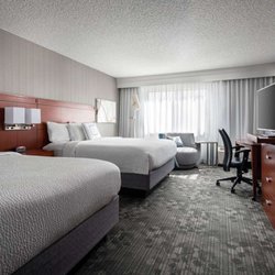 Sonesta Select Camarillo - Two queen bed guest room