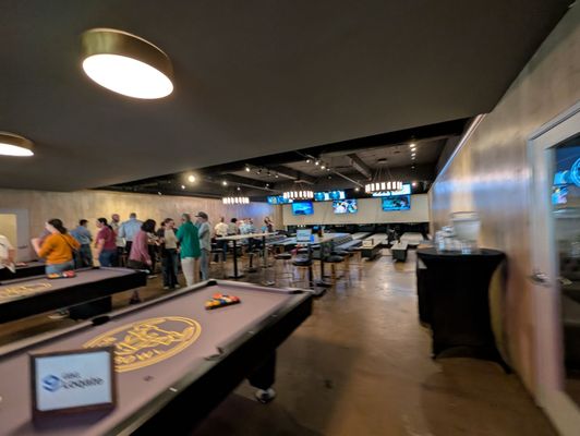Bull & Bowl by null