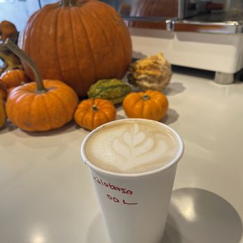 Varraco Coffee + Roasters - Kalabasa Latte - Coffee & Tea Near Me - Palm Desert, California Varraco Coffee + Roasters - Kalabasa Latte - Coffee & Tea Near Me - Palm Desert, California