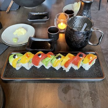 Nori - Rainbow roll - Vegan Near Me - Austin, Texas Nori - Rainbow roll - Vegan Near Me - Austin, Texas