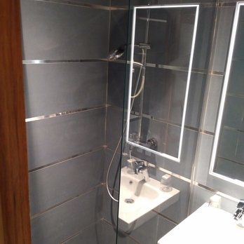 Hôtel le Florian - Salle de bain / Bath room - Hotels Near Me - Cannes, 06