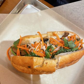 Bun Mee - Five Spice Chicken Banh Mi - Vietnamese Near Me - San Francisco, California