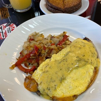 Jamms Restaurant - Jamms Signature Omelet - Breakfast & Brunch Near Me - Las Vegas, Nevada Jamms Restaurant - Jamms Signature Omelet - Breakfast & Brunch Near Me - Las Vegas, Nevada