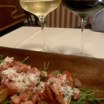 Café Figaro - Wine & bruschetta - Italian Near Me - Burlingame, California