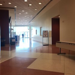 University of Houston - Downtown - Large lobby in business college