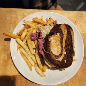 ROMA’S OLD TOWN WOOD-FIRED PIZZERIA - 134 Photos & 245 Reviews - 21 N ...