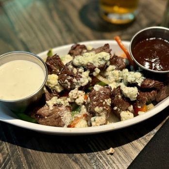 Rustic House Summerlin South - Some beef something or another - Salad Near Me - Las Vegas, Nevada Rustic House Summerlin South - Some beef something or another - Salad Near Me - Las Vegas, Nevada