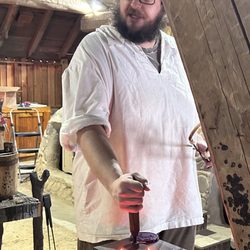 Jamestown Glasshouse - Stamping out