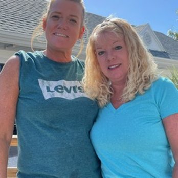 The Pickle N Pub - Chef Jennifer with my darling wife at the Pickle N Pub! BRAVO - American Near Me - Fort Myers, Florida The Pickle N Pub - Chef Jennifer with my darling wife at the Pickle N Pub! BRAVO - American Near Me - Fort Myers, Florida