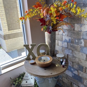 XO Hair Lab - Hair Salons Near Me - Chesapeake, Virginia
