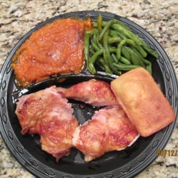 Boston Market - 1292 - Dark meat chicken, green beans, yams, and cornbread.