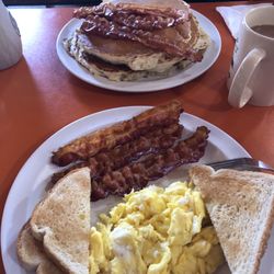 Rathbun's Maple Sugar House - Breakfast