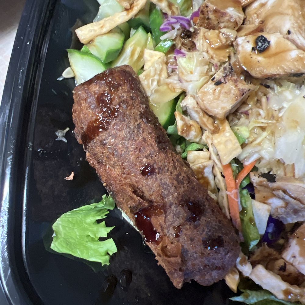 My egg roll Burnt to a crisp!! My egg roll Burnt to a crisp!!