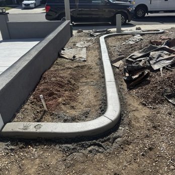 Kwik Kerb by Guido - Curbing - Landscape Architects or Designers Near Me Kwik Kerb by Guido - Curbing - Landscape Architects or Designers Near Me