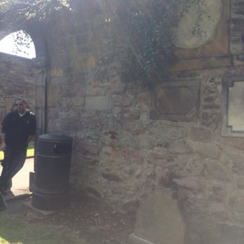 Greyfriars Kirkyard - Landmarks & Historical Buildings Near Me - Edinburgh, EDH