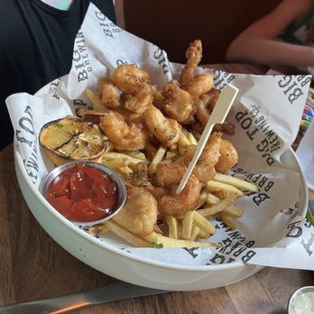 Big Top Brewing - Fish, shrimp and chips - Breweries Near Me - Sarasota, Florida