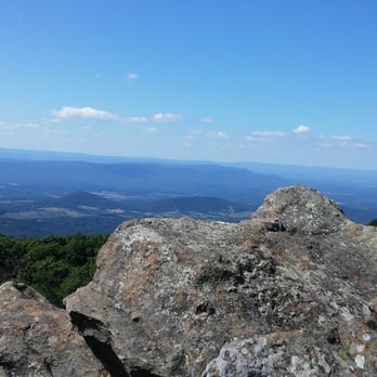 Mount Marshall Trailhead - 2nd rock top view! - Hiking Near Me - Front Royal, Virginia