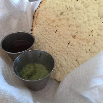 Taj India - Crispy bread with chutney - Indian Near Me - Birmingham, Alabama