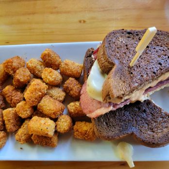 Backwoods Brewing - Reuben and tots - Breweries Near Me - Portland, Oregon Backwoods Brewing - Reuben and tots - Breweries Near Me - Portland, Oregon