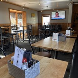The Canteen Taphouse and Tavern - More dining room