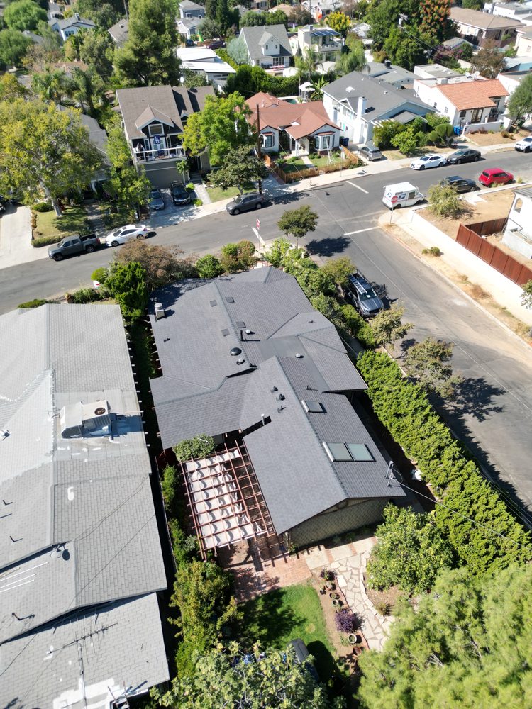 Slide of Francisco's Roofing