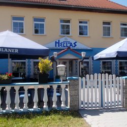 Hellas - Außenansicht am Nachmittag