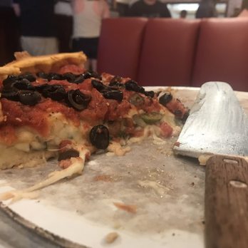 Giordano's - Veggie Deep Dish Pizza - Pizza Near Me - Chicago, Illinois