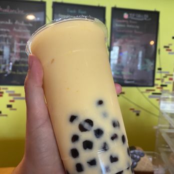 Avalanche Bubble Tea - Mango peach with boba - Bubble Tea Near Me - Morton Grove, Illinois