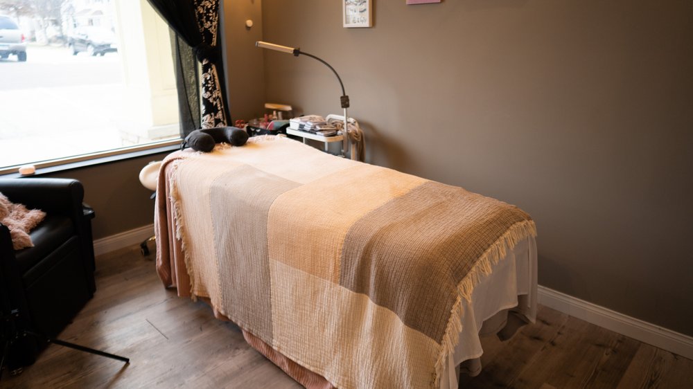 THE SALON AT MILL CREEK Updated June 2024 39W250 Herrington Blvd