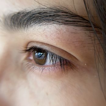 LashRevo - Before - Eyelash Service Near Me - Pasadena, California