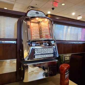 Silver Diner - Old school - Diners Near Me - Baltimore, Maryland Silver Diner - Old school - Diners Near Me - Baltimore, Maryland