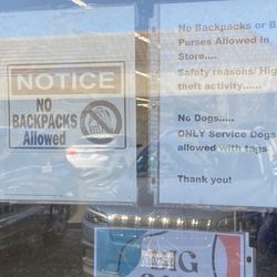 Thrifty Bargain - Yuba - Absolutely ridiculous sign on the door