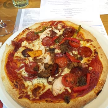 Fresca - Mmmm pizza Fresca de carne WITH extra onions - Italian Near Me - Delph, XGM