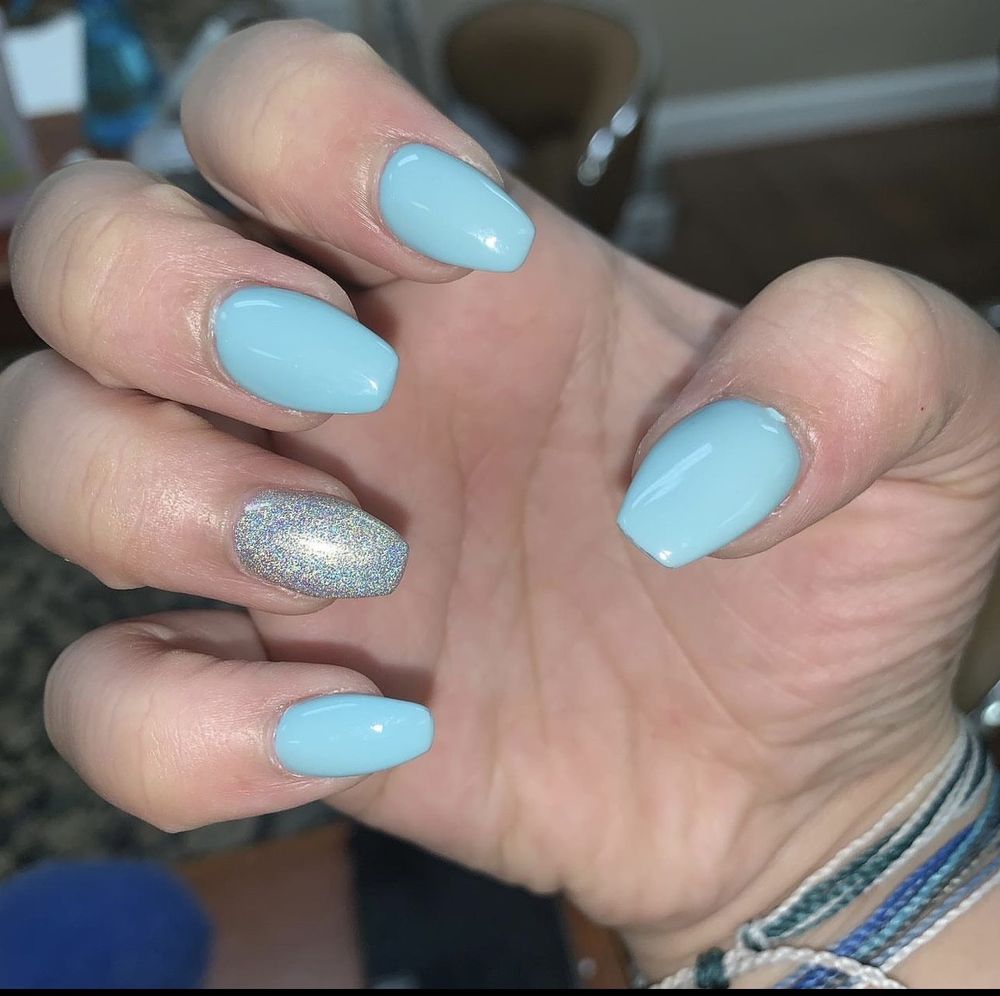 New Look Nail Salon Logo