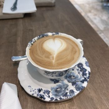 maman - cappuccino - Coffee & Tea Near Me - Washington, DC, District of Columbia