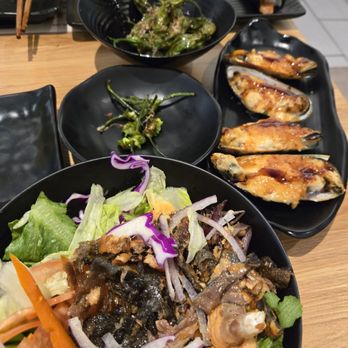 Eat's Ayce Sushi - Salmon skin salad, baked mussels, shishito peppers - Japanese Near Me - Alhambra, California