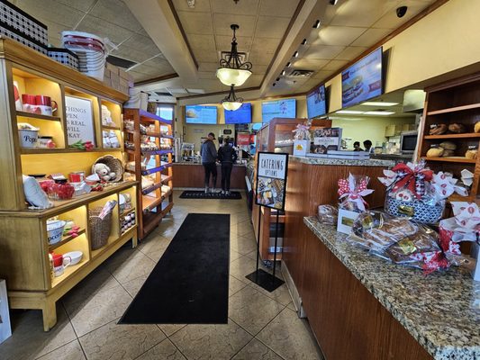 Kneaders Bakery & Cafe by null