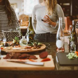 Margaux's Wine, Pizza & Market