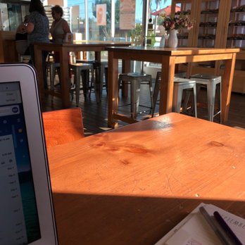 La Monarca Bakery & Cafe - It's not busy this Wednesday morning. Excited to get some work done here - Bakeries Near Me - Pico Rivera, California